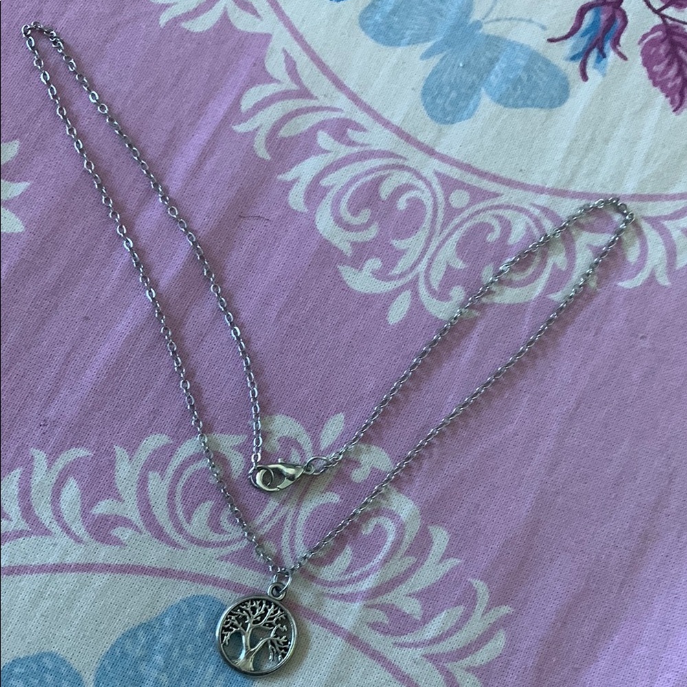 Elegant Silver Tree Pendant Necklace